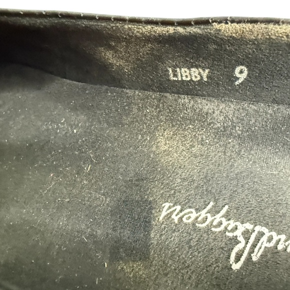 Sandbaggers Libby White, Pink and Black with Color-Block
Women’s Golf Loafers 9 - Picture 5 of 10